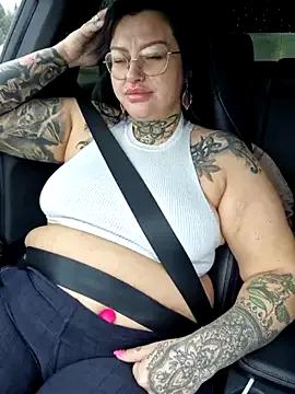 Girls: discover live performances with matured cam models, from teasing to fixations, in a variety of stunning live sex cams.