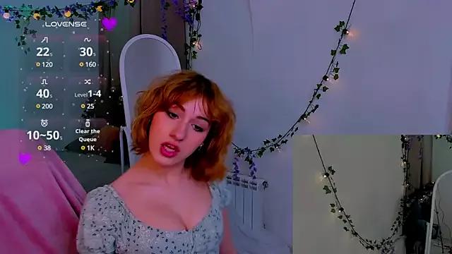 CaraMays from StripChat