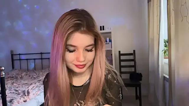 Caramel_Peach from StripChat