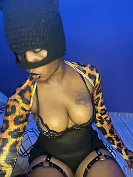 Caramel_tits from StripChat is Freechat