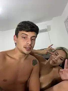 CarinaRose from StripChat is Freechat