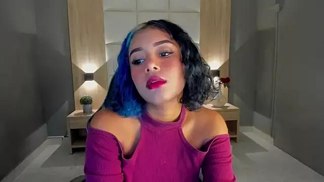 caro03x from StripChat is Freechat