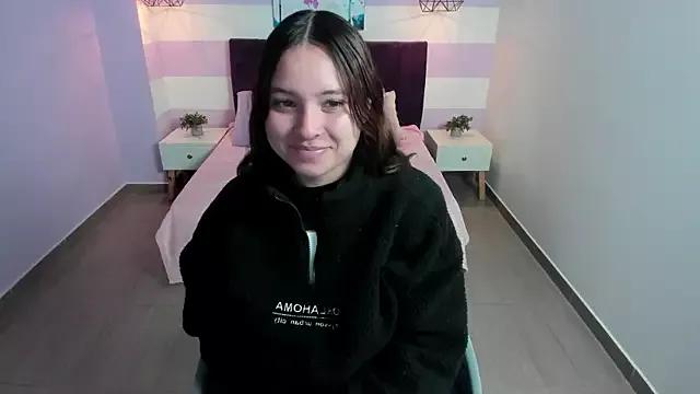 Girls: discover live performances with matured cam models, from teasing to fixations, in a variety of stunning live sex cams.
