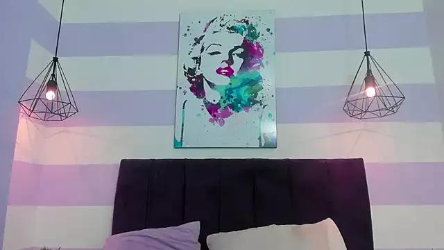 Girls: discover live performances with matured cam models, from teasing to fixations, in a variety of stunning live sex cams.