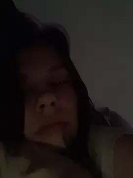 CarolinSky from StripChat is Freechat