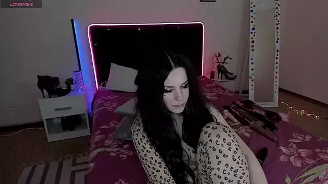 Girls: discover live performances with matured cam models, from teasing to fixations, in a variety of stunning live sex cams.