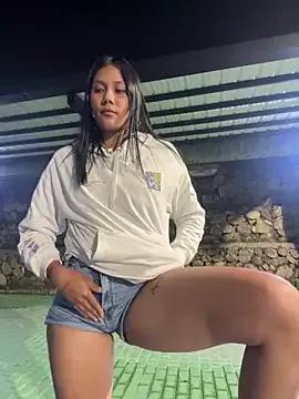 Girls: discover live performances with matured cam models, from teasing to fixations, in a variety of stunning live sex cams.