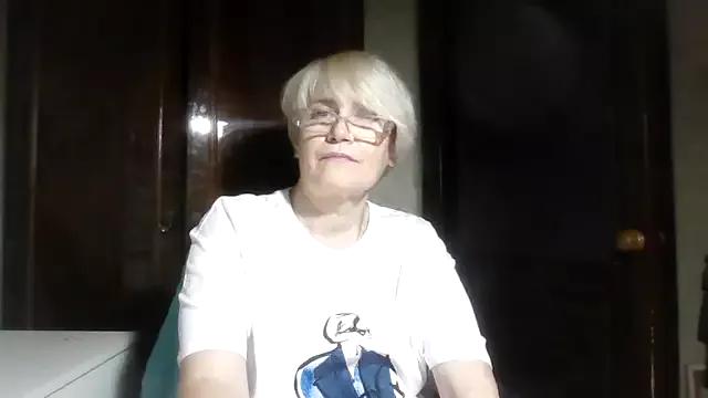 Catty_Lady from StripChat