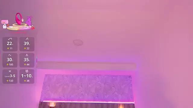 Girls: discover live performances with matured cam models, from teasing to fixations, in a variety of stunning live sex cams.