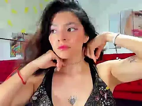Girls: discover live performances with matured cam models, from teasing to fixations, in a variety of stunning live sex cams.