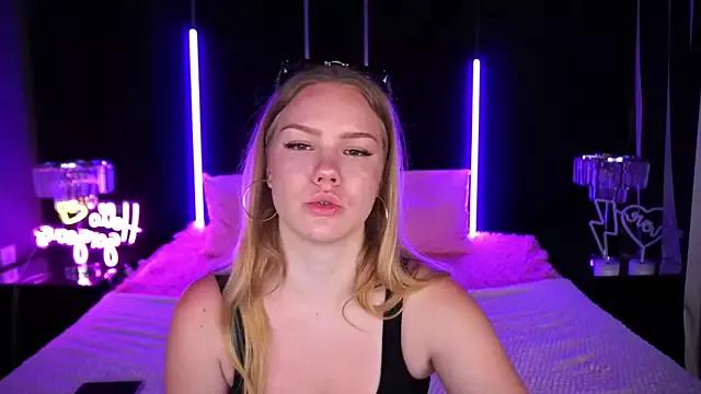 CelesteNoir from StripChat is Freechat
