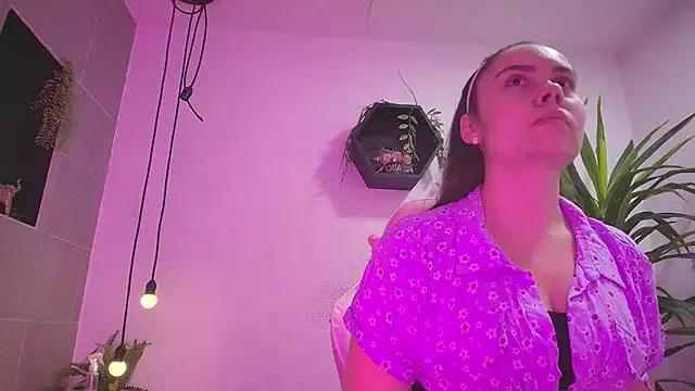 ChanelSkye from StripChat is Freechat