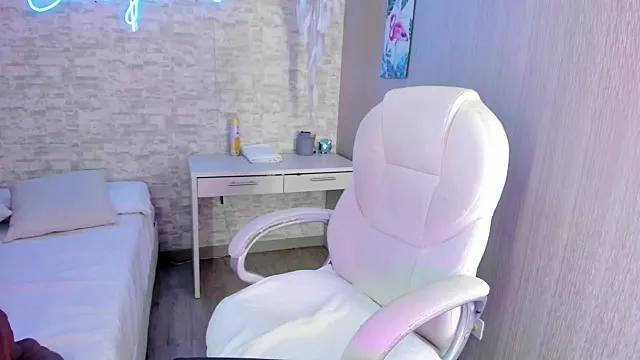 Girls: discover live performances with matured cam models, from teasing to fixations, in a variety of stunning live sex cams.