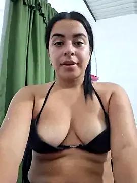 Girls: discover live performances with matured cam models, from teasing to fixations, in a variety of stunning live sex cams.