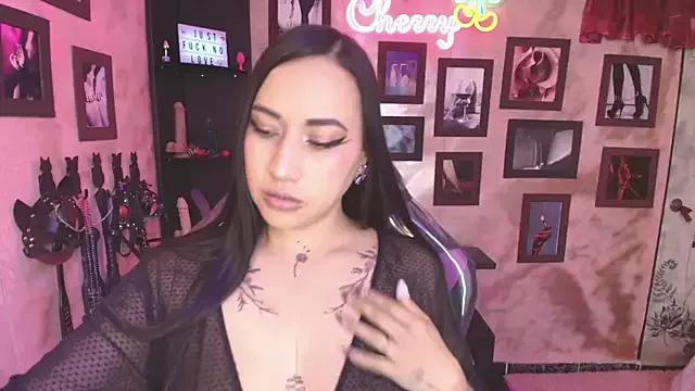 Girls: discover live performances with matured cam models, from teasing to fixations, in a variety of stunning live sex cams.