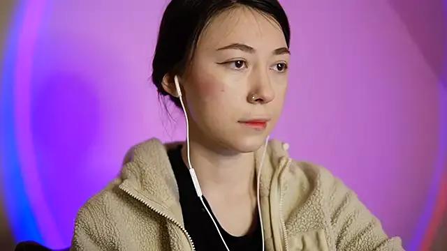 Girls: discover live performances with matured cam models, from teasing to fixations, in a variety of stunning live sex cams.