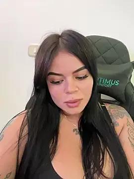 Girls: discover live performances with matured cam models, from teasing to fixations, in a variety of stunning live sex cams.