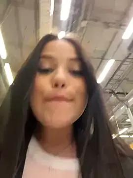 Girls: discover live performances with matured cam models, from teasing to fixations, in a variety of stunning live sex cams.