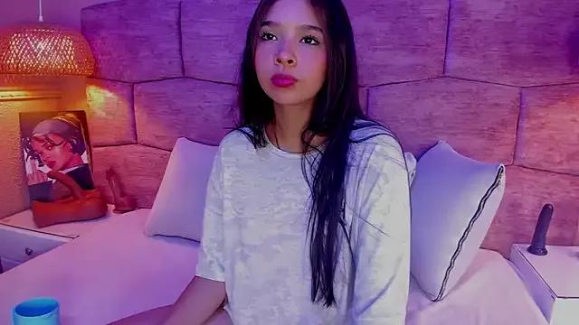 Girls: discover live performances with matured cam models, from teasing to fixations, in a variety of stunning live sex cams.