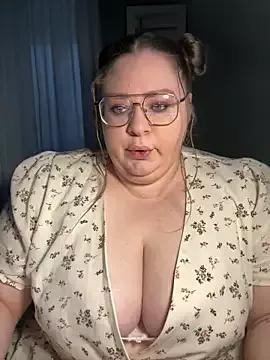 Girls: discover live performances with matured cam models, from teasing to fixations, in a variety of stunning live sex cams.
