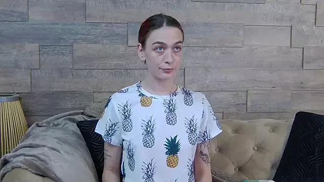 ChloeDeville from StripChat is Freechat