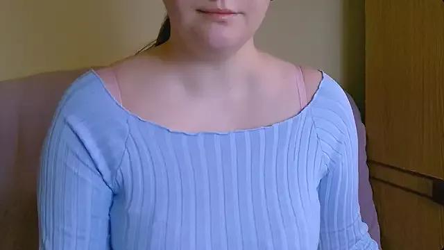 ChubbyMaia from StripChat is Freechat