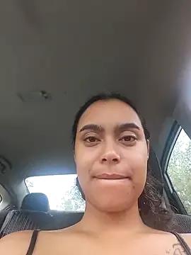 cinnaminnie from StripChat