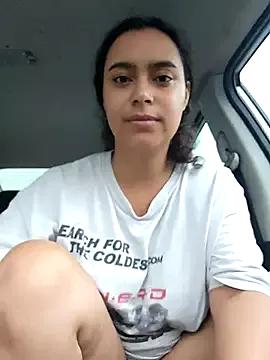 cinnaminnie from StripChat