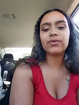 cinnaminnie from StripChat