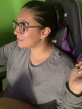 cloe_starr from StripChat is Freechat