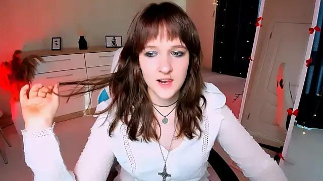 Girls: discover live performances with matured cam models, from teasing to fixations, in a variety of stunning live sex cams.