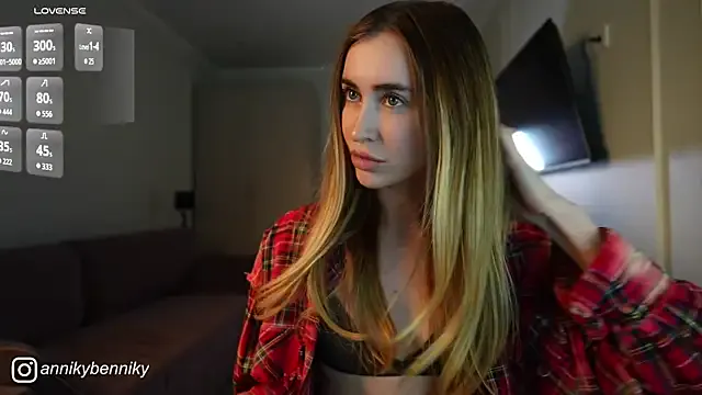 Coconutkittyy on StripChat