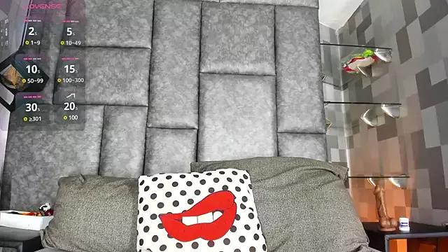 Corina_Taylor_ from StripChat is Freechat