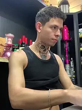 craxybaby from StripChat is Freechat
