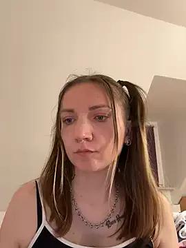 CrazyAlina from StripChat is Freechat