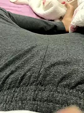 Girls: discover live performances with matured cam models, from teasing to fixations, in a variety of stunning live sex cams.