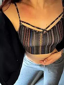 Girls: discover live performances with matured cam models, from teasing to fixations, in a variety of stunning live sex cams.
