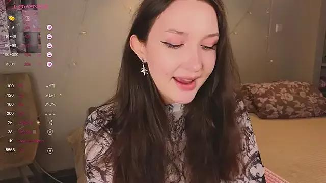 Girls: discover live performances with matured cam models, from teasing to fixations, in a variety of stunning live sex cams.