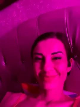 Girls: discover live performances with matured cam models, from teasing to fixations, in a variety of stunning live sex cams.