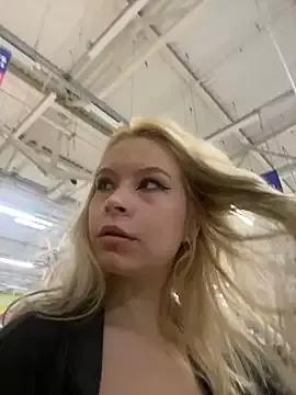 Cum_girlss from StripChat is Freechat