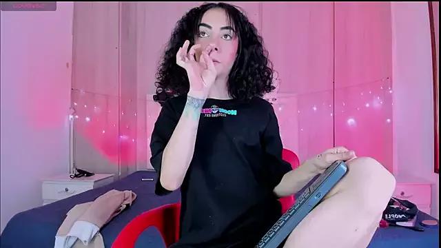 CurlyWeeds from StripChat is Freechat