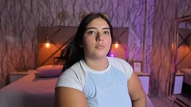 CurvyxMiku from StripChat is Freechat