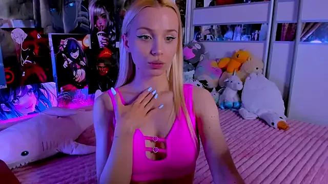 Girls: discover live performances with matured cam models, from teasing to fixations, in a variety of stunning live sex cams.