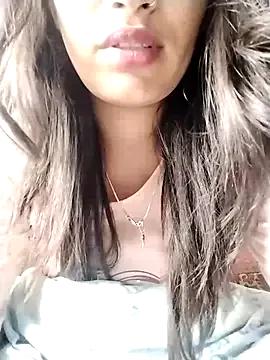 Girls: discover live performances with matured cam models, from teasing to fixations, in a variety of stunning live sex cams.