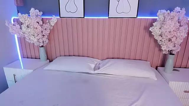 Cute_kitten__ from StripChat is Freechat