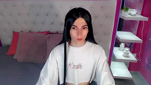 Girls: discover live performances with matured cam models, from teasing to fixations, in a variety of stunning live sex cams.