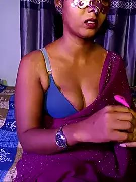 Girls: discover live performances with matured cam models, from teasing to fixations, in a variety of stunning live sex cams.