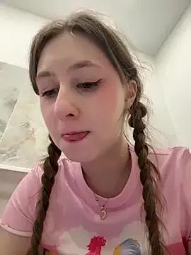 cuteperseon from StripChat is Group