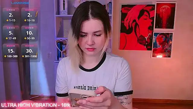 cutie_mili from StripChat is Freechat