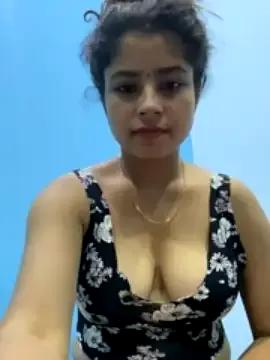 Cuttie-Pie from StripChat